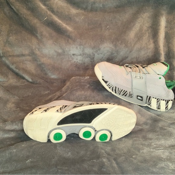 Adidas boost Gilbert Arena agent zero Resto mods size 11 - Picture 2 of 3